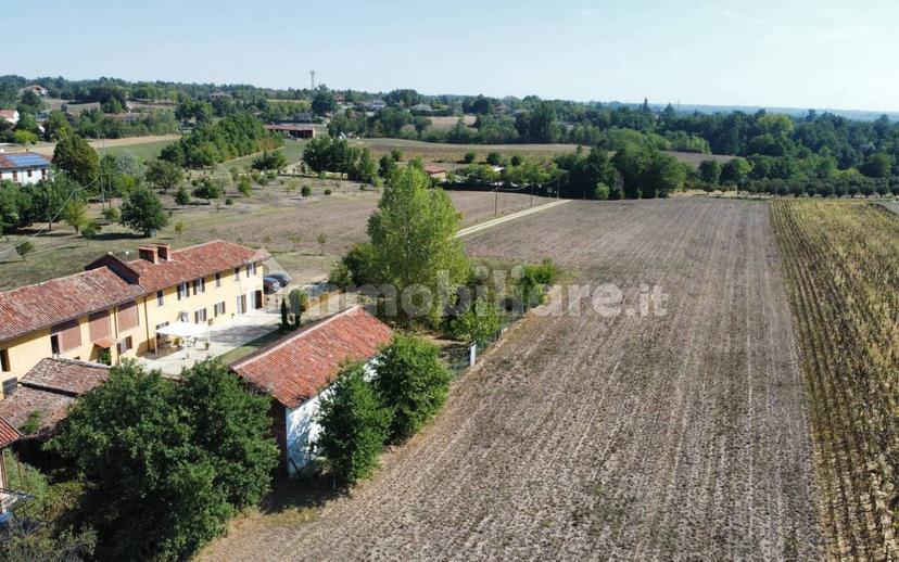 Cascina frazione Revignano, Vaglierano, Asti — foto 25 di 56