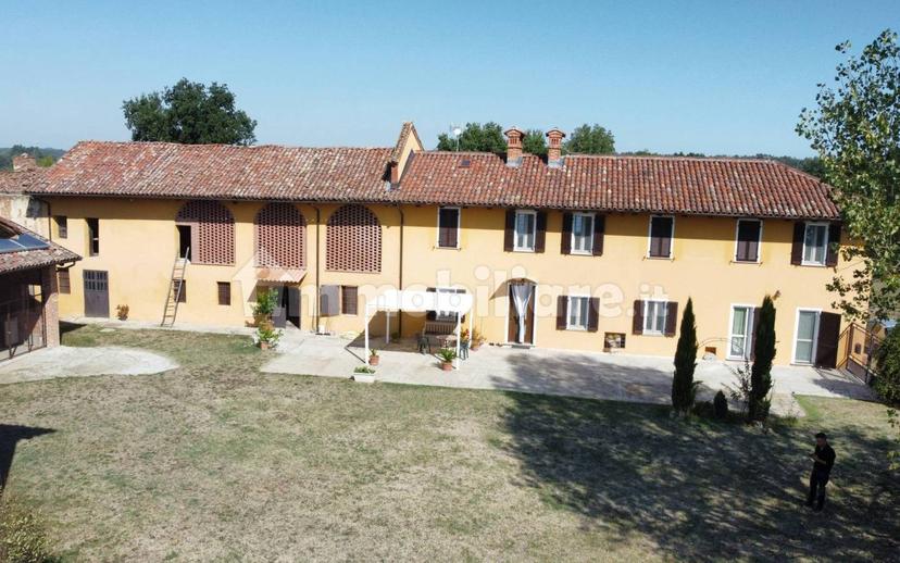 Cascina frazione Revignano, Vaglierano, Asti — foto 6 di 56