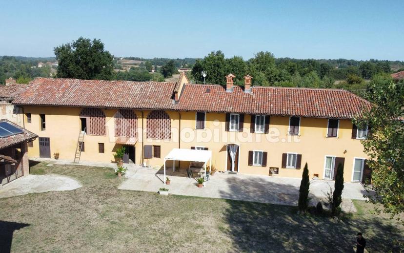 Cascina frazione Revignano, Vaglierano, Asti — foto 26 di 56