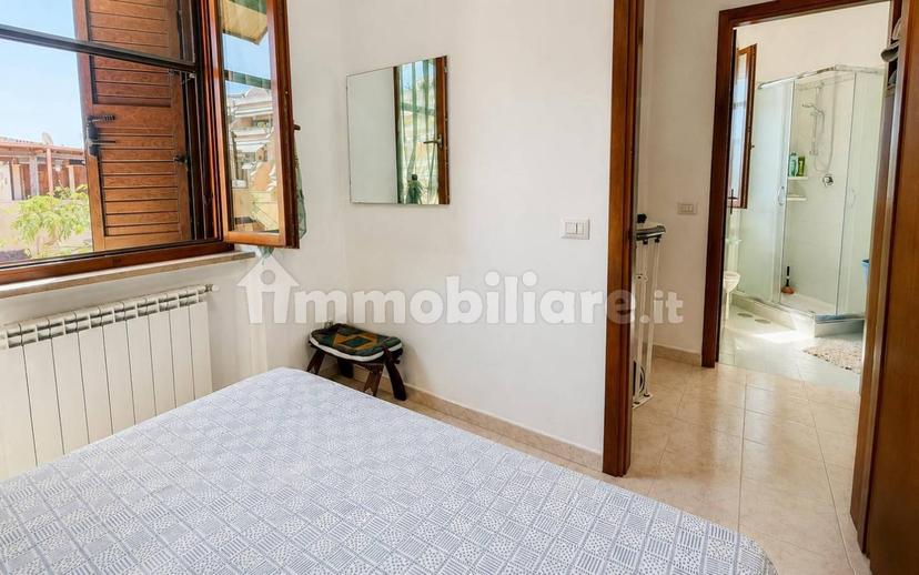 Villa a schiera via degli Albizzi, 235, Latina Lido, Latina — foto 3 di 23