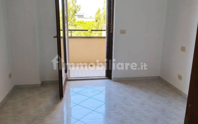 Quadrilocale via Antonio Rosmini 1, Murialdo - Cappuccini, Viterbo — foto 3 di 18