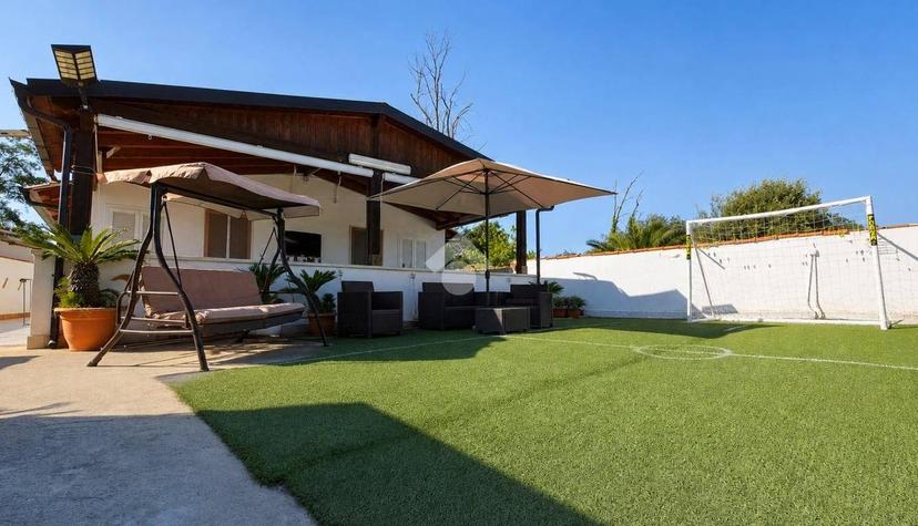 Villa unifamiliare Colle La Guardia, Borgo Hermada, Terracina — foto 3 di 36