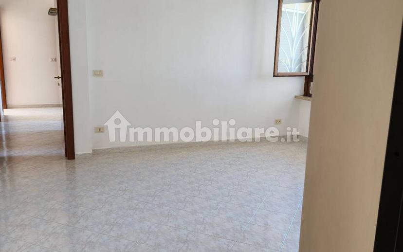 Quadrilocale via Antonio Rosmini 1, Murialdo - Cappuccini, Viterbo — foto 2 di 18