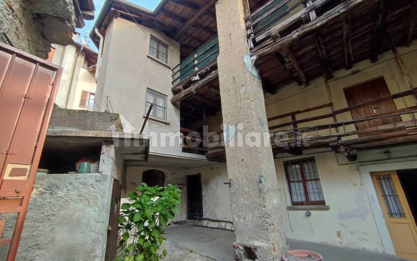 Casale via Vittorio Emanuele 16, Centro, Stresa — foto 15 di 98