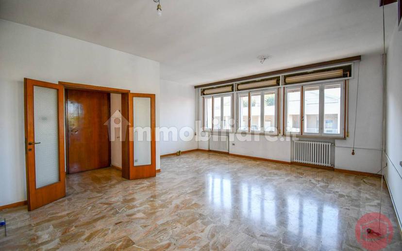 Appartamento corso Camillo Benso di Cavour 136, Centro Urbano, Cesena — foto 9 di 34