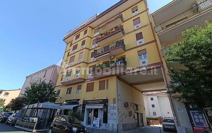 Stanza singola via Giulio Antonio Acquaviva, Caserta — foto 13 di 22