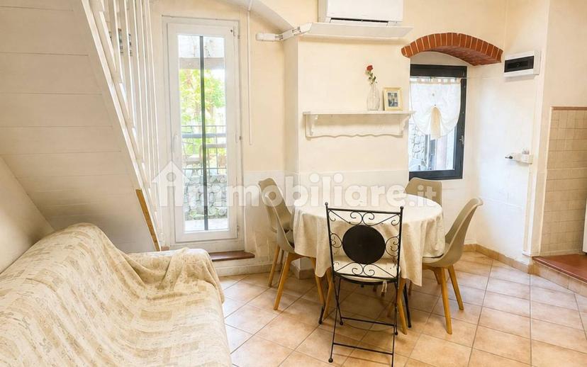 Villa bifamiliare via Cafaggio 21, Centro, Ameglia — foto 5 di 12