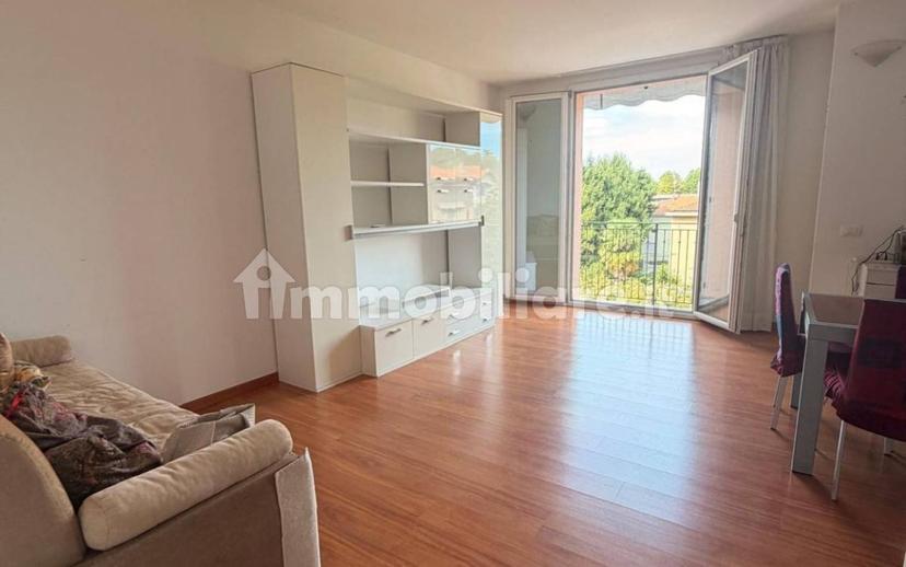 Trilocale via largo Caduti di Nassirya, 26, Centro, Olgiate Comasco — foto 6 di 12