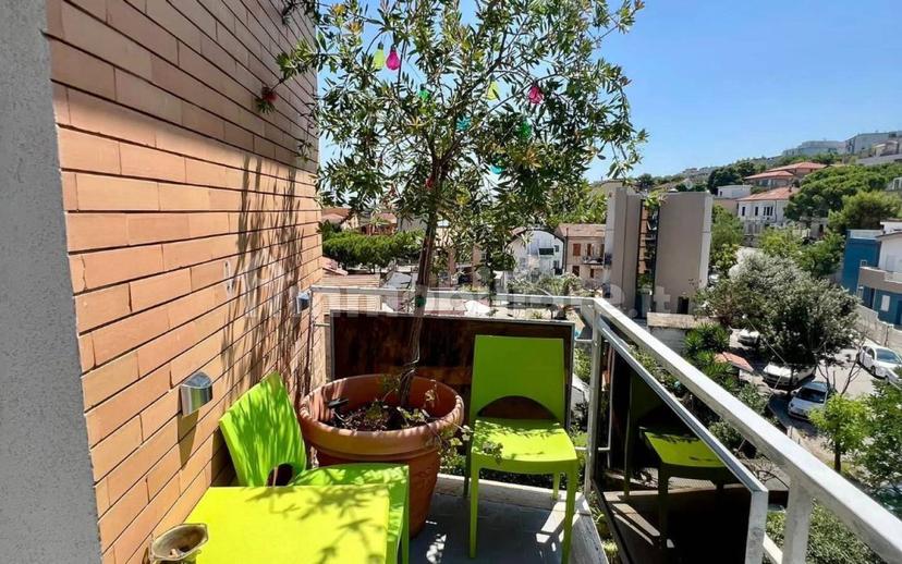 Attico via Giacomo Leopardi 72, Centro, Falconara Marittima — foto 4 di 15