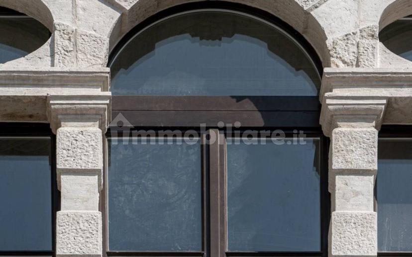 Attico piazza Mario Pasi 21, Centro Storico, Trento — foto 2 di 10