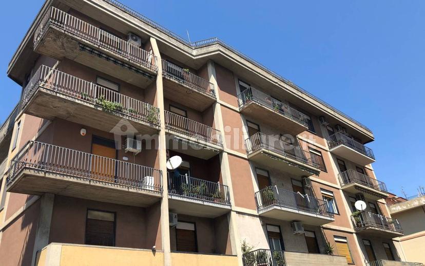 Stanza singola piazza San Luigi 7, Catania — foto 6 di 12