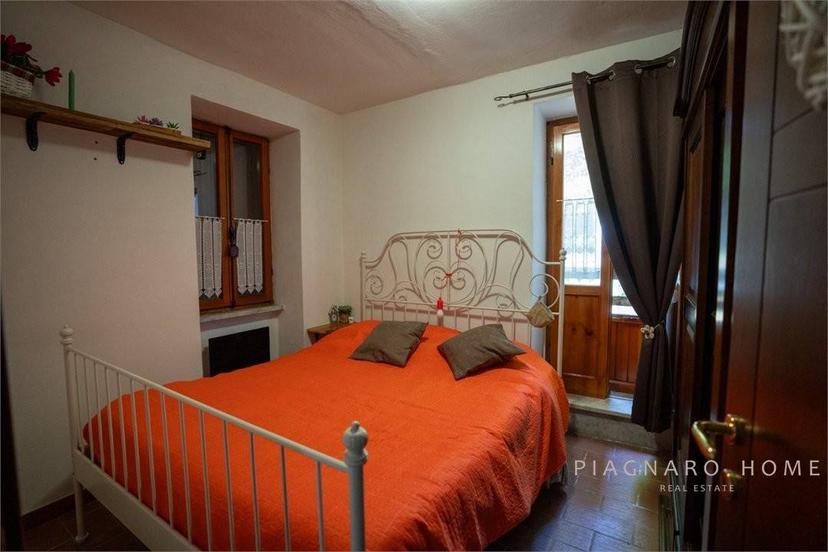 Terratetto plurifamiliare località villaggio aracci, Villaggio Degli Aracci, Zeri — foto 2 di 52
