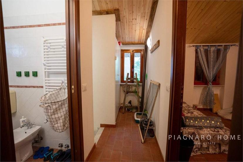 Terratetto plurifamiliare località villaggio aracci, Villaggio Degli Aracci, Zeri — foto 16 di 52