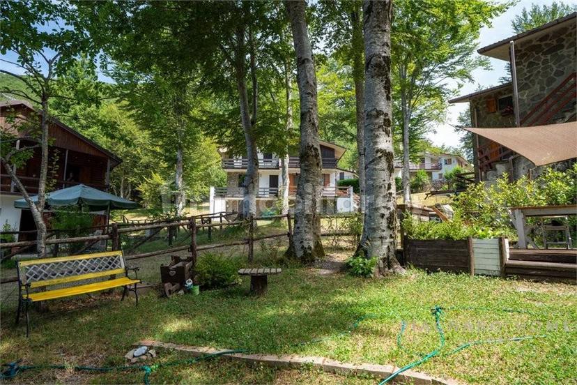 Terratetto plurifamiliare località villaggio aracci, Villaggio Degli Aracci, Zeri — foto 13 di 52