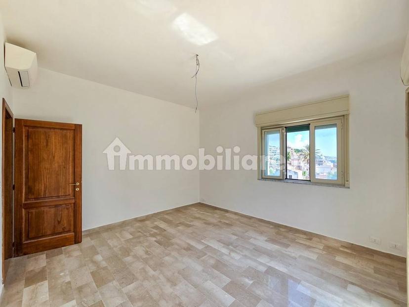 Trilocale via Gioacchino Rossini in Pace 13, Villaggio Pace, Messina — foto 17 di 28