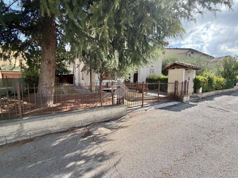 Bilocale via cesare battisti 8, Santa Maria degli Angeli, Assisi — foto 4 di 13