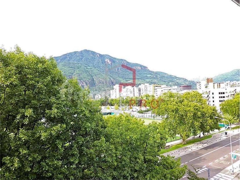 Trilocale buono stato, quarto piano, Don Bosco - Firmiano, Bolzano — foto 3 di 7