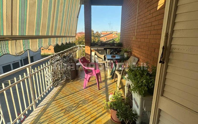 Trilocale via Giosuè Carducci, Centro, Scandiano — foto 5 di 13