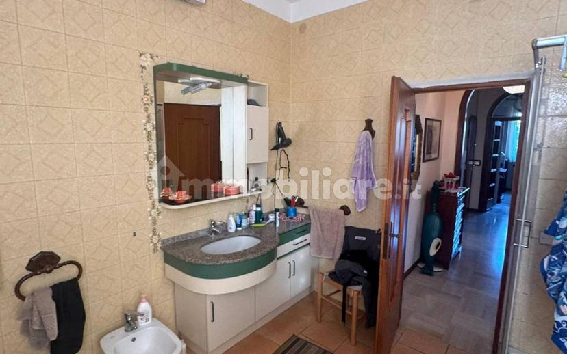 Trilocale via Giosuè Carducci, Centro, Scandiano — foto 9 di 13