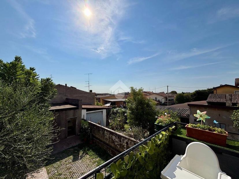 Quadrilocale via Carrari, Centro, Sommacampagna — foto 41 di 44