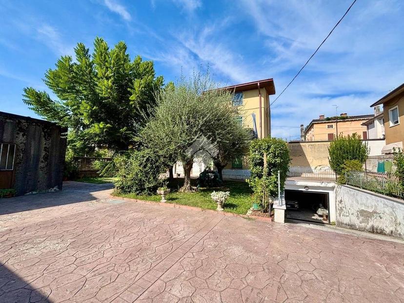 Quadrilocale via Carrari, Centro, Sommacampagna — foto 36 di 44