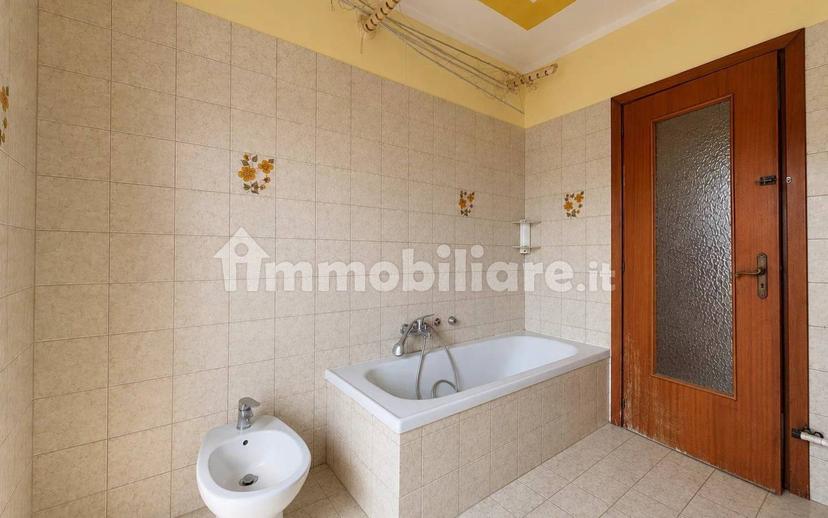 Quadrilocale via Giovanni XXIII, 13, Centro, Beinette — foto 6 di 22