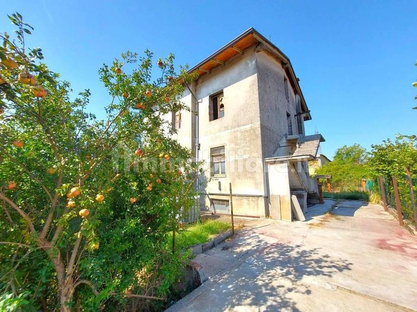 Rustico via Treponti, Rezzato — foto 5 di 14