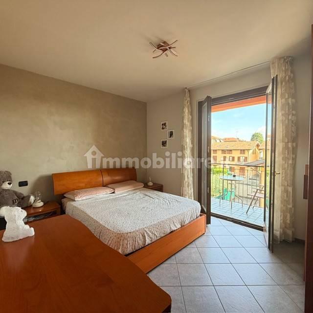 Bilocale via Papa Giovanni Paolo II, Centro, Binago — foto 10 di 10