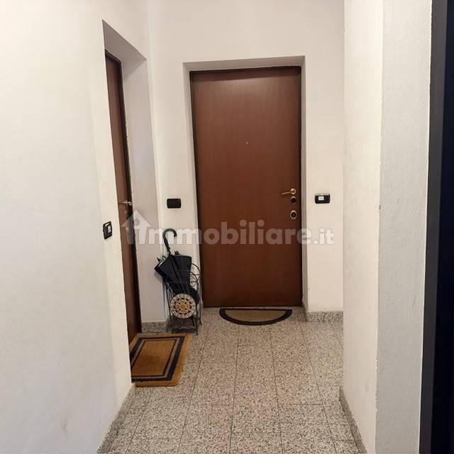 Bilocale via Papa Giovanni Paolo II, Centro, Binago — foto 5 di 10