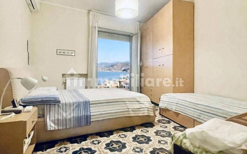 Bilocale buono stato, primo piano, Centro, Varazze — foto 2 di 9