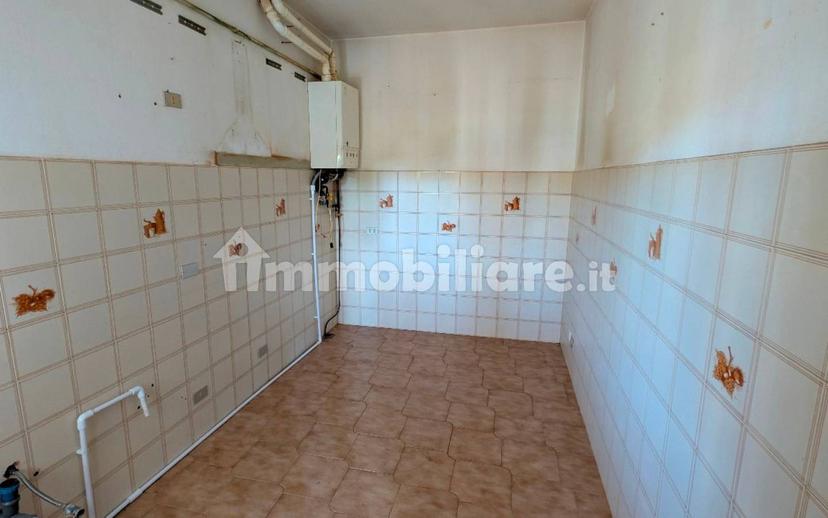 Quadrilocale via Aronco, Centro, Castelletto Sopra Ticino — foto 12 di 17