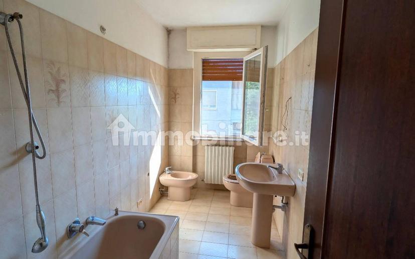 Quadrilocale via Aronco, Centro, Castelletto Sopra Ticino — foto 11 di 17