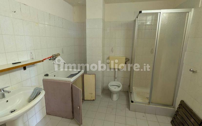 Quadrilocale via Aronco, Centro, Castelletto Sopra Ticino — foto 16 di 17