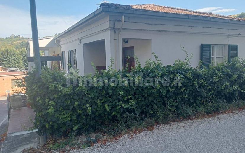 Quadrilocale via Ponte San Giovanni, Centro, Teramo — foto 4 di 20