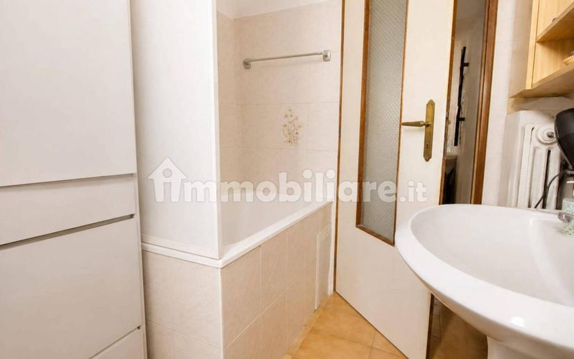 Bilocale via Milano, Centro, Salsomaggiore Terme — foto 2 di 8