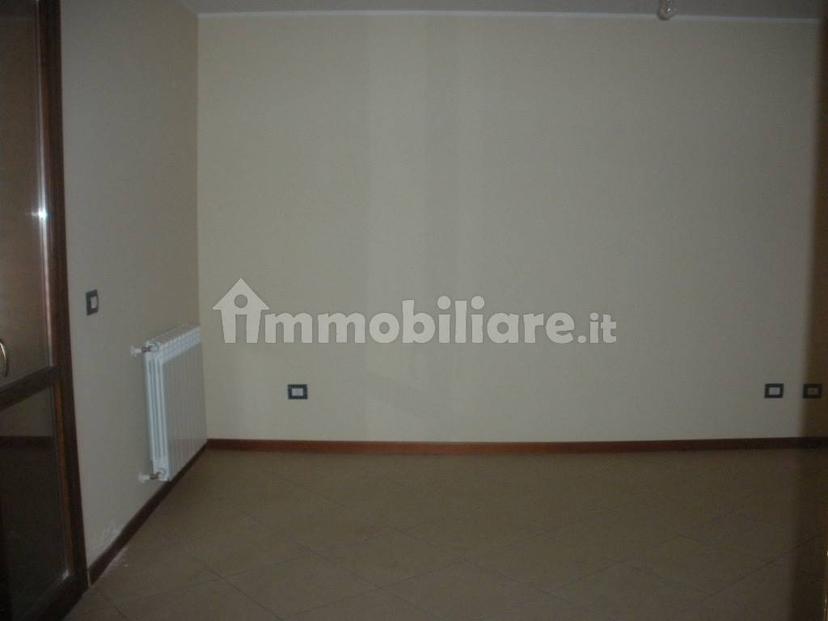 Trilocale ottimo stato, Centro, Belpasso — foto 10 di 15