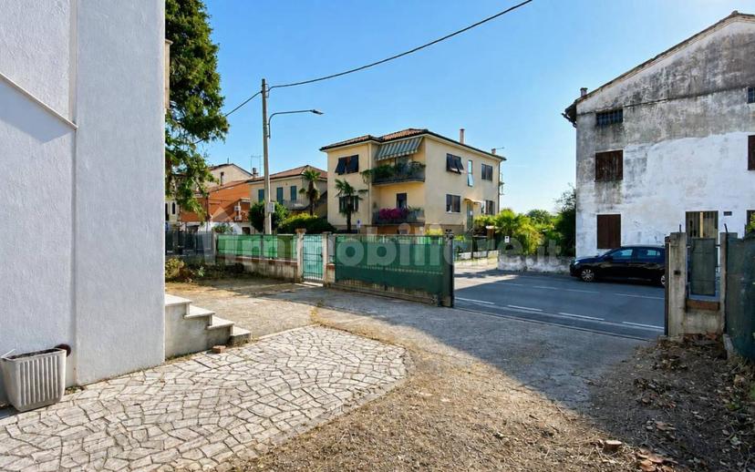 Appartamento viale Astichello, 139, Viale Trieste - Villaggio dei Fiori, Vicenza — foto 10 di 10