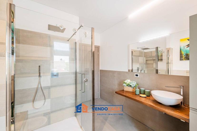 Quadrilocale Strada Privata 9, Centro, Carrù — foto 6 di 25