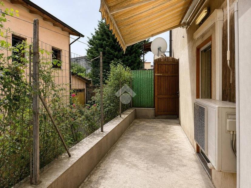 Terratetto plurifamiliare via Andrea Rivasi 69, Centro, Cavriago — foto 2 di 16