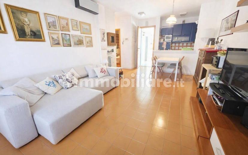Trilocale via Zolezzi,, Marina di Massa Centro, Massa — foto 22 di 22