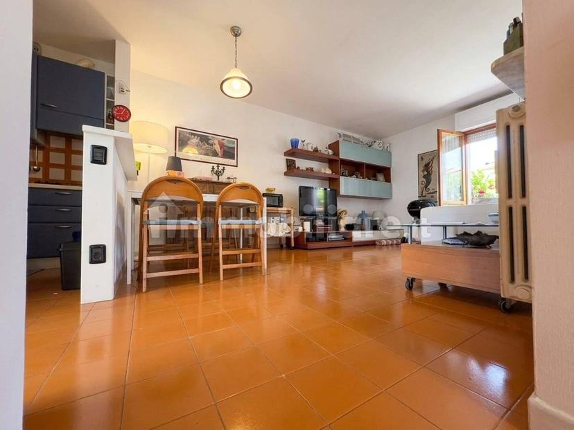Trilocale via Zolezzi,, Marina di Massa Centro, Massa — foto 17 di 22