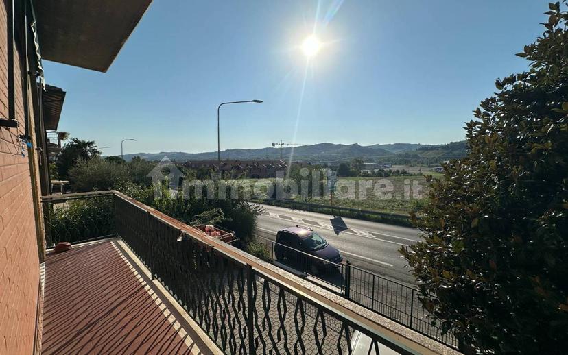 Quadrilocale via Montanara 114, Centro, Casalfiumanese — foto 16 di 22