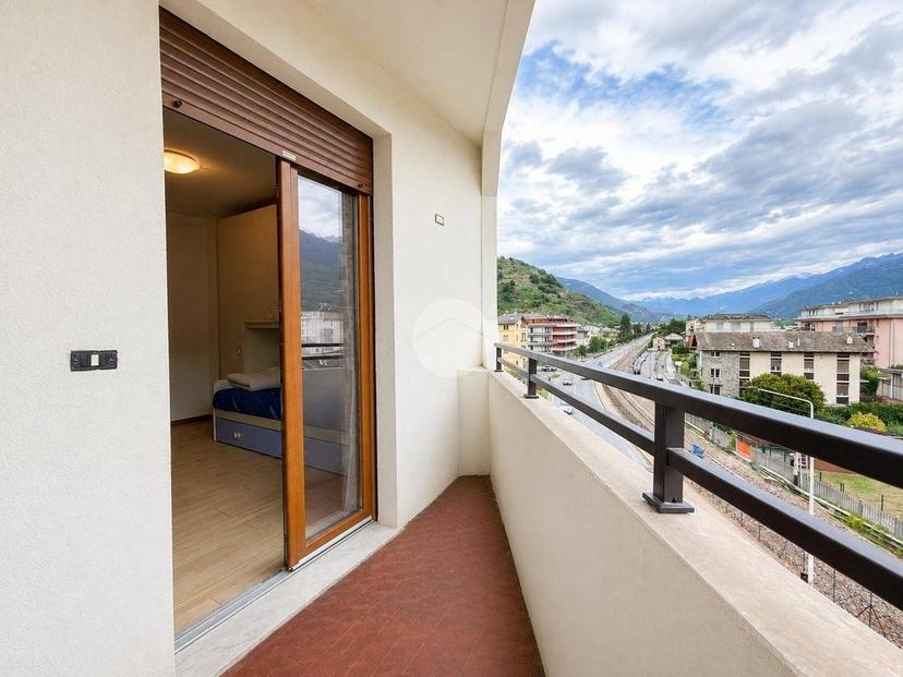 Trilocale via Stelvio 74, Centro, Sondrio — foto 4 di 23