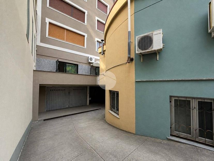 Trilocale via Stelvio 74, Centro, Sondrio — foto 16 di 23