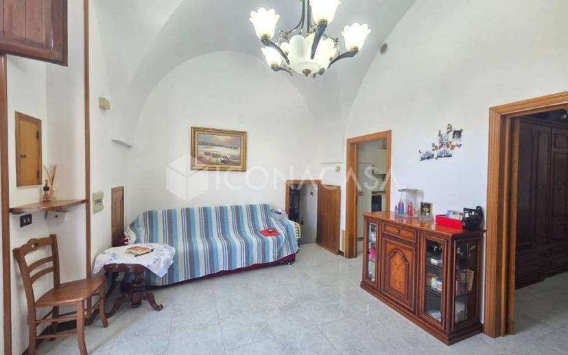Bilocale via Dante Alighieri, Centro, Cisternino — foto 6 di 13