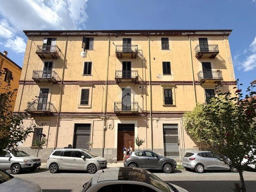 Trilocale V. Sabotino 31, Centro, Cosenza — foto 11 di 16
