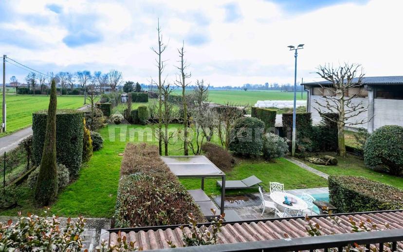 Villa unifamiliare via Balilla, Centro, Romano di Lombardia — foto 72 di 80