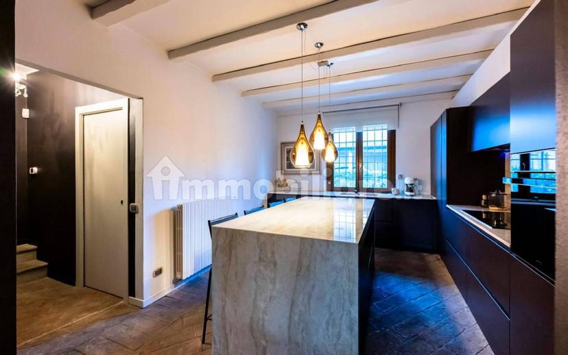 Villa unifamiliare via Balilla, Centro, Romano di Lombardia — foto 77 di 80