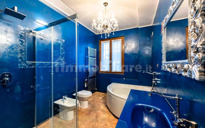 Villa unifamiliare via Balilla, Centro, Romano di Lombardia — foto 69 di 80