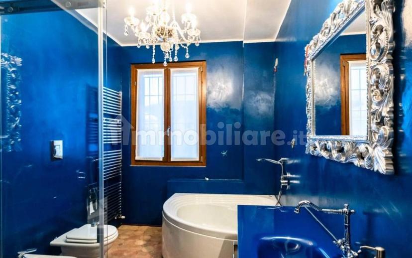 Villa unifamiliare via Balilla, Centro, Romano di Lombardia — foto 33 di 80